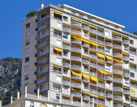 2 LOCALI PLACE DES MOULINS