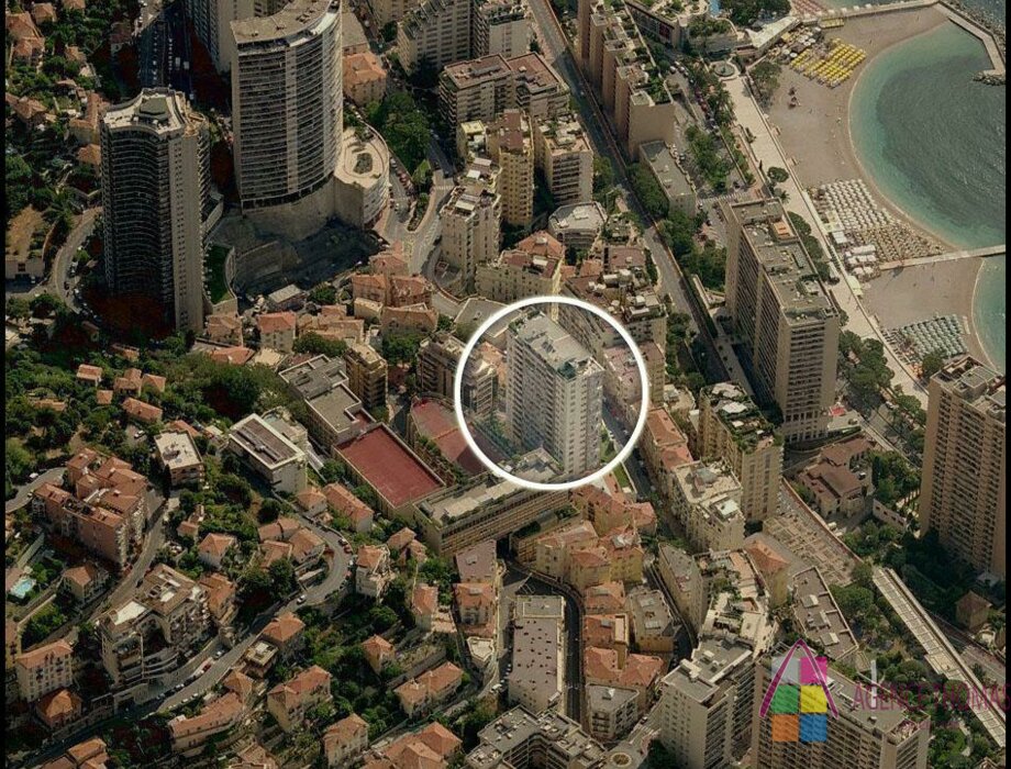 2 LOCALI PLACE DES MOULINS