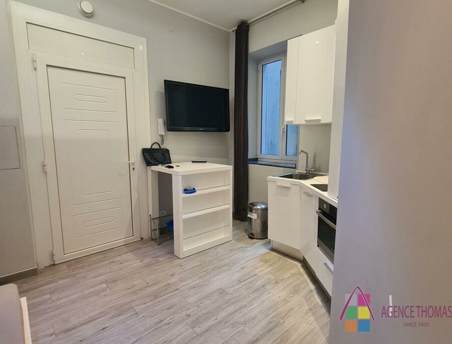 STUDIO NELL'IMMOBILE "LES PRINCES"